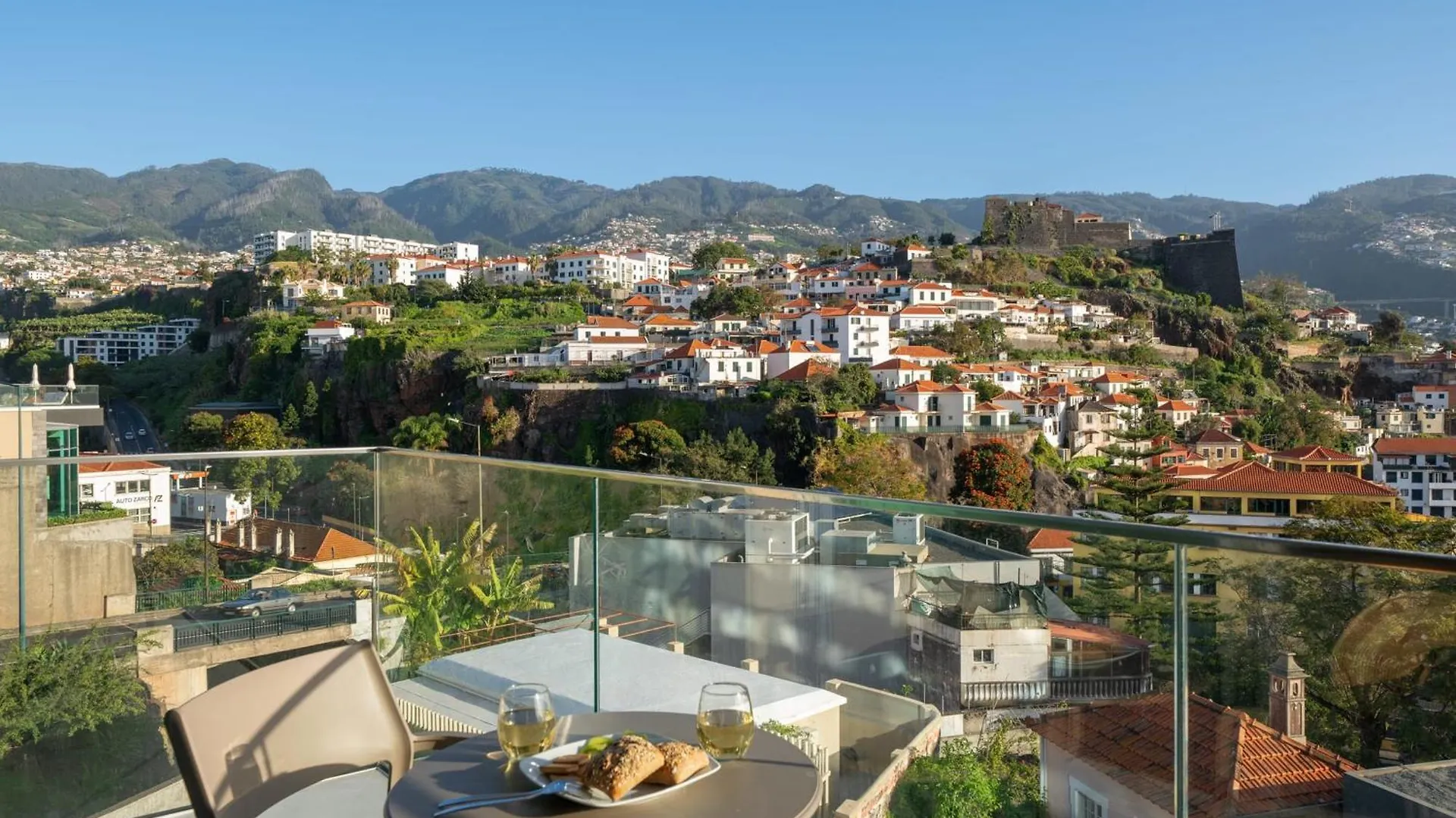 Maravilhas I By An Island Apart Funchal